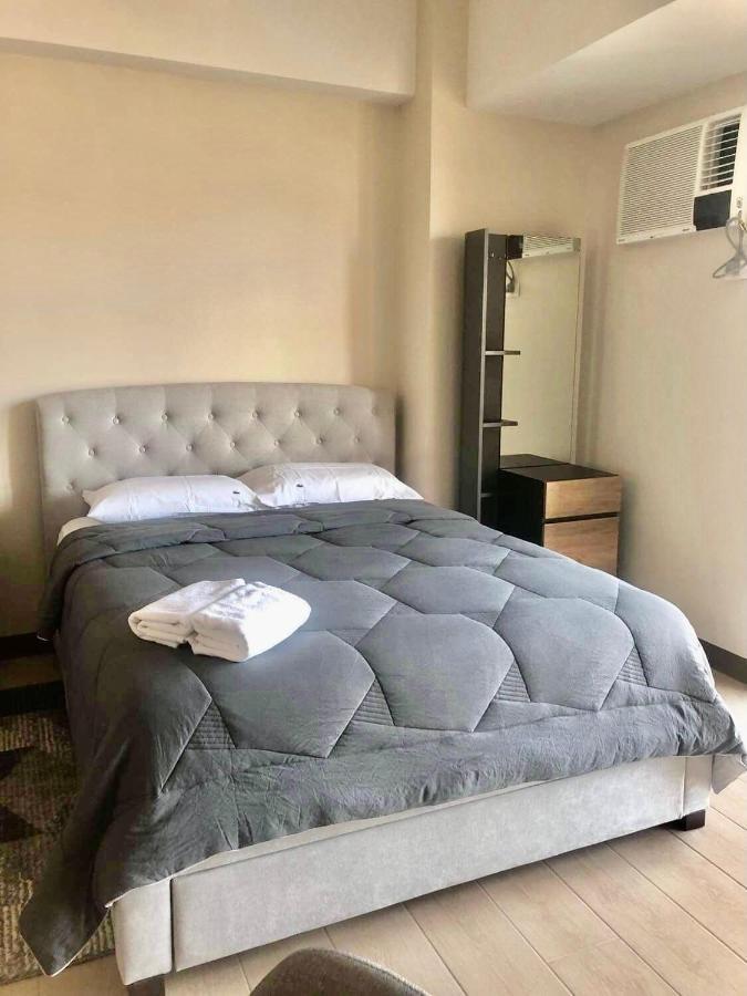 Luxury Bgc Condo In Taguig, Mckinley - Covered Parking And Wifi Free Exterior foto